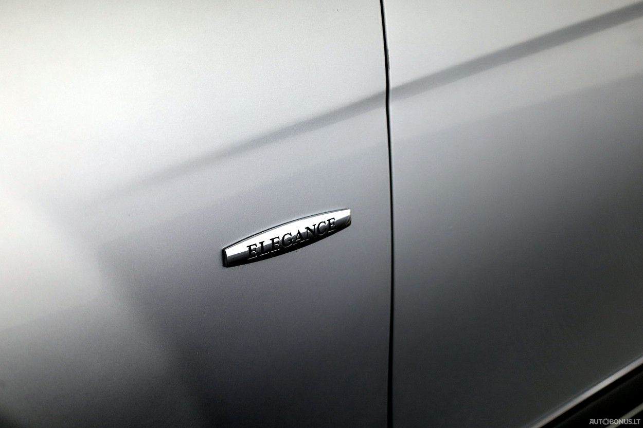 Mercedes-Benz C220 | 7