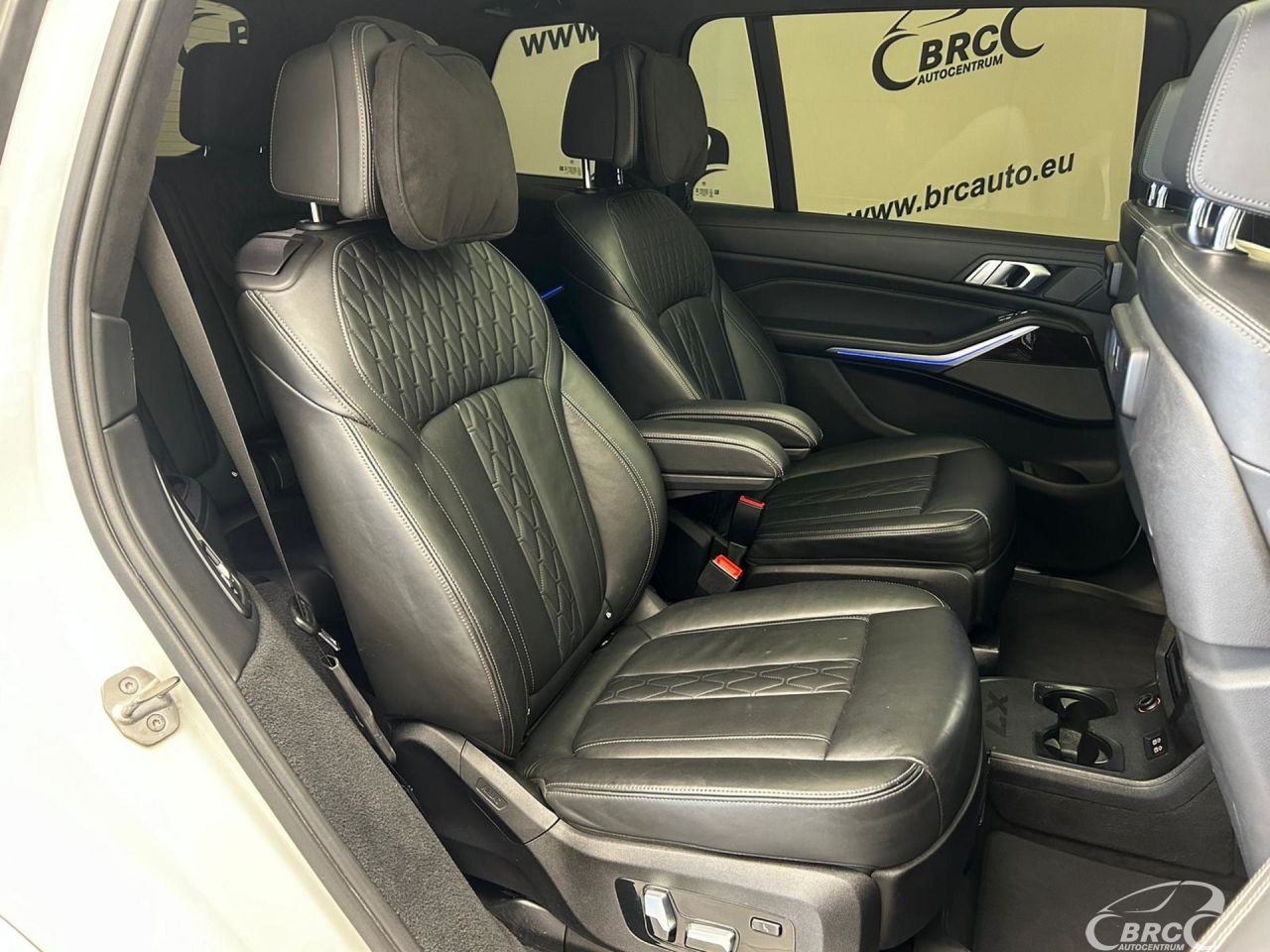 BMW X7 | 10