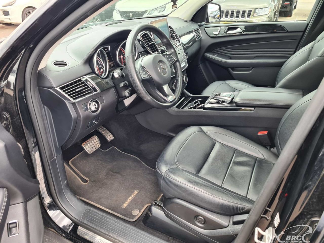 Mercedes-Benz GLE450 | 29