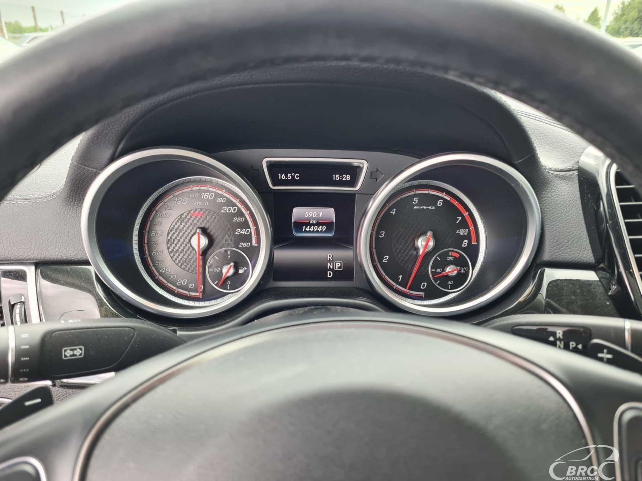 Mercedes-Benz GLE450 | 32