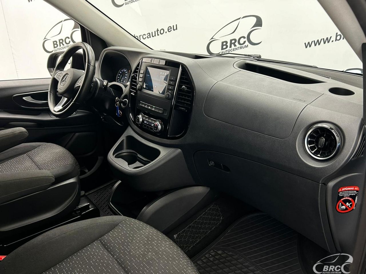 Mercedes-Benz Vito | 18