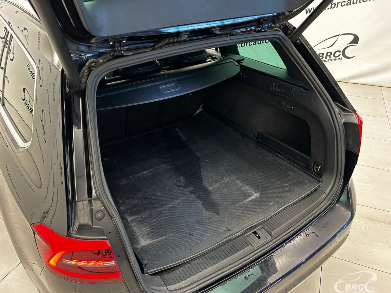 Volkswagen Passat | 29