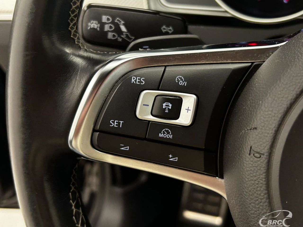 Volkswagen Passat | 11