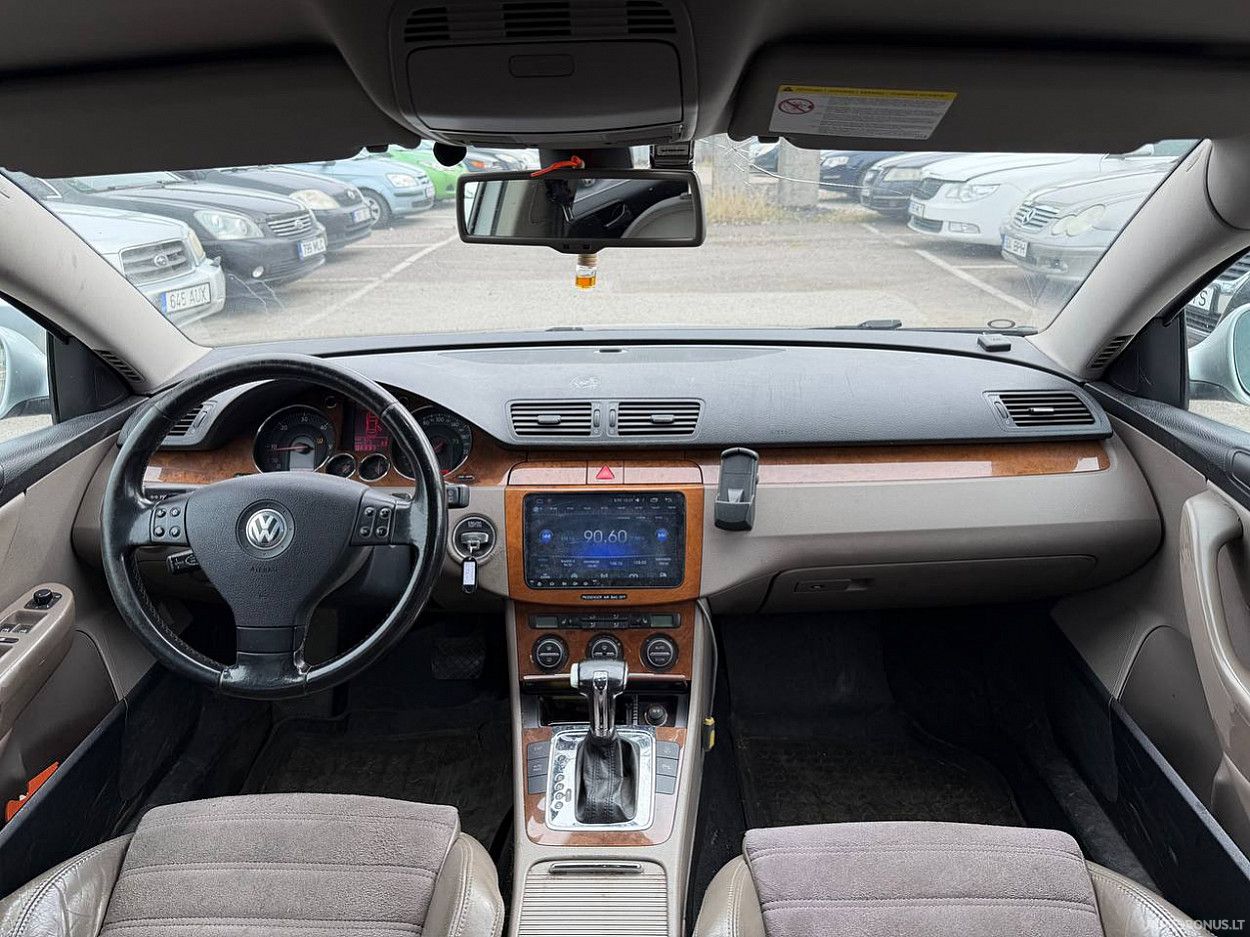 Volkswagen Passat | 4