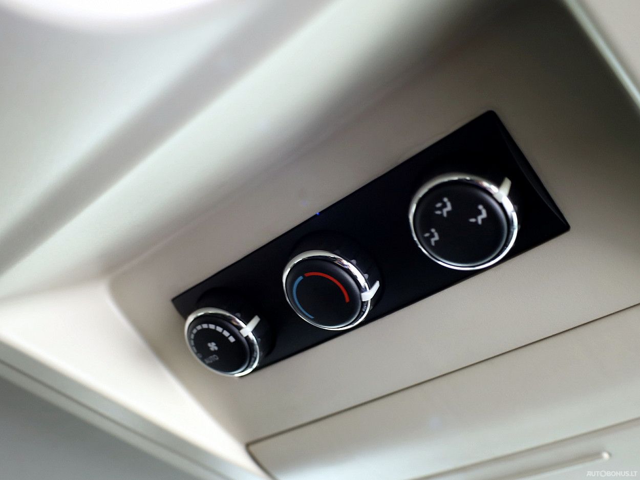 Chrysler Grand Voyager | 8