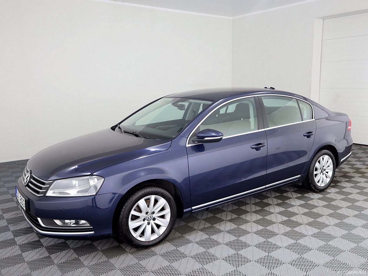 Volkswagen Passat | 1