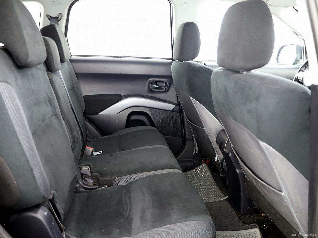 Mitsubishi Outlander | 6