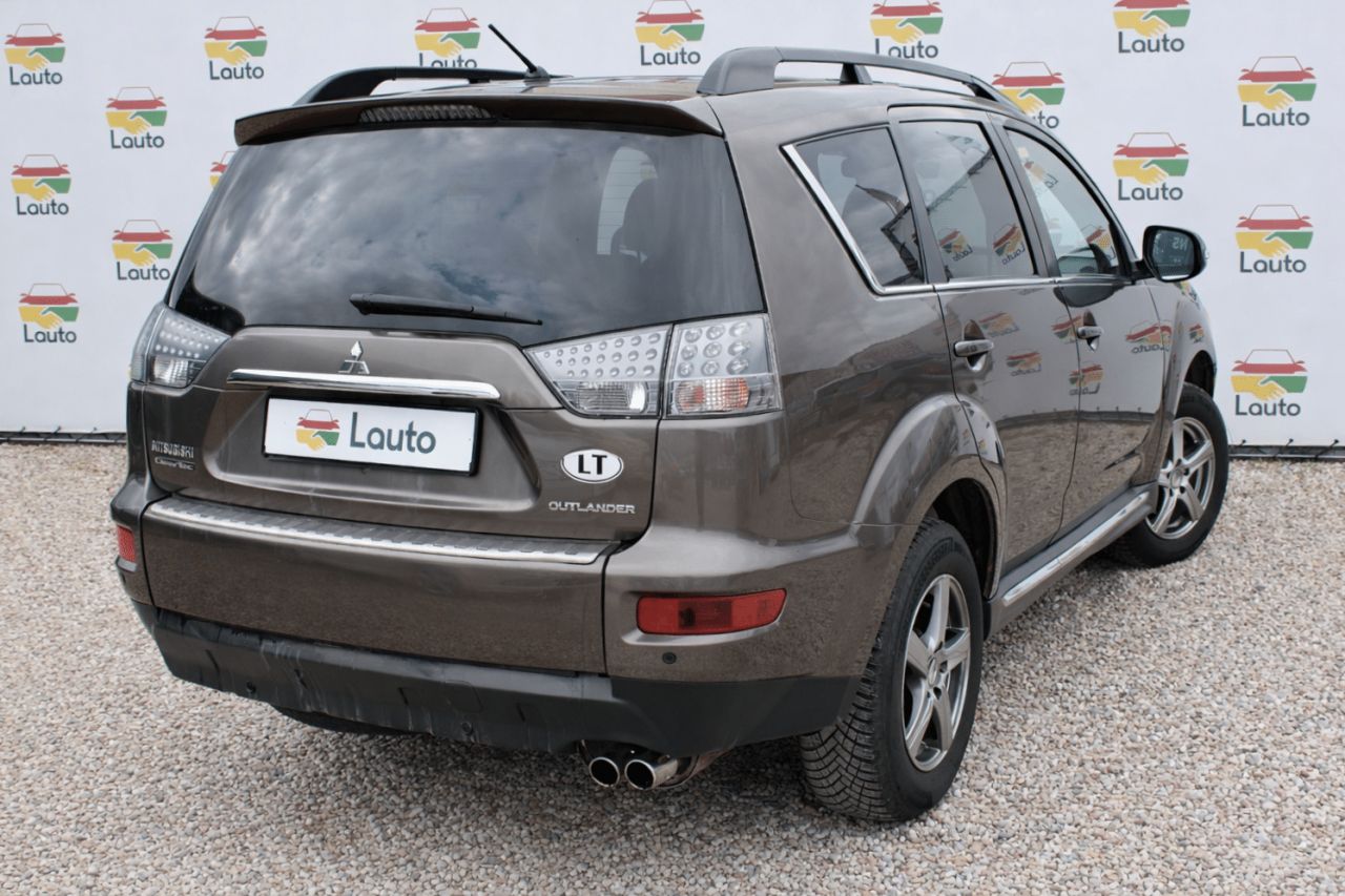 Mitsubishi Outlander | 2