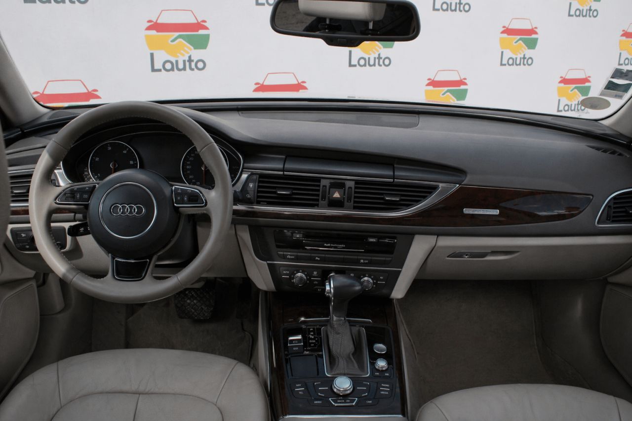 Audi A6 | 6
