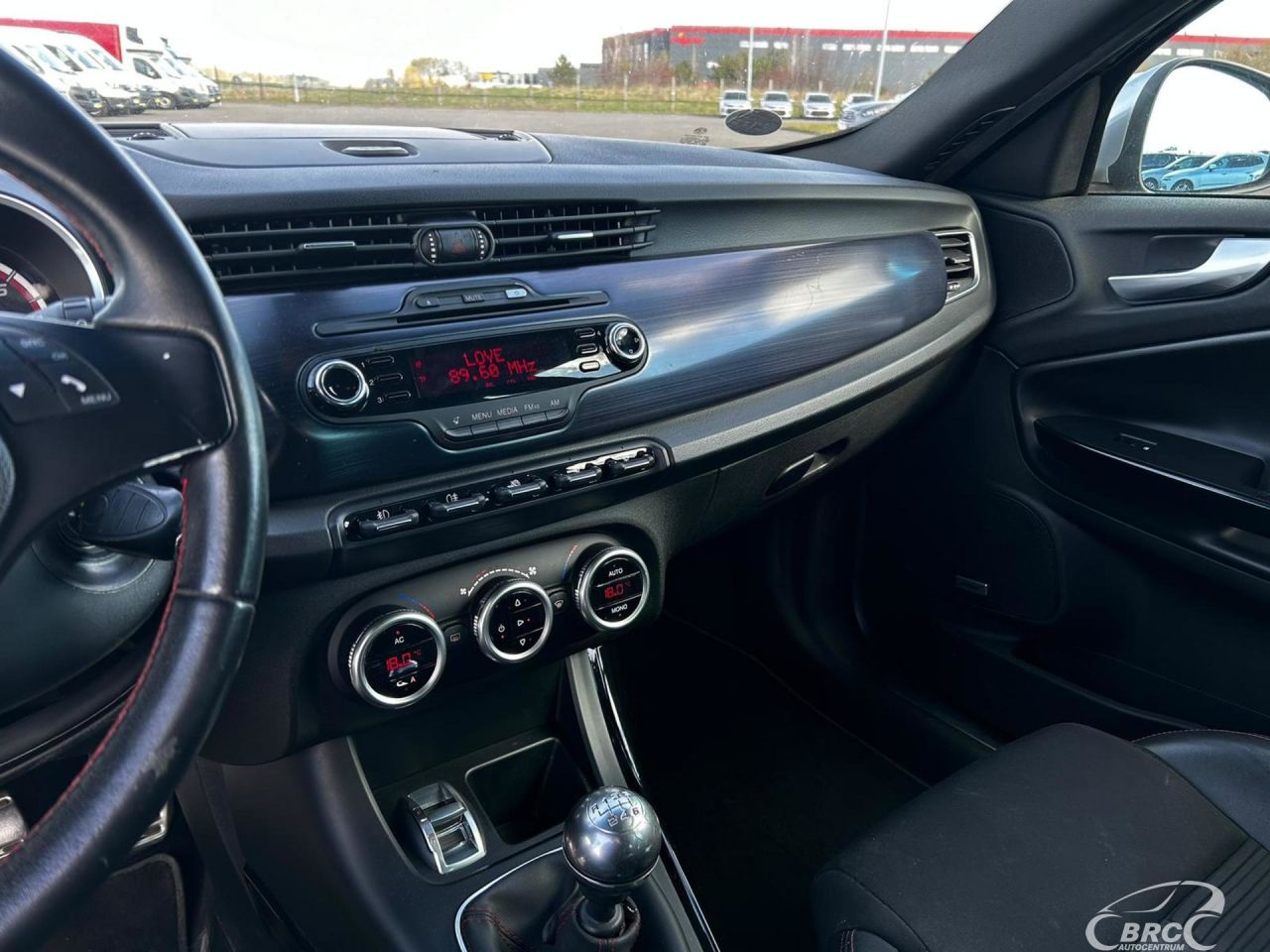 Alfa Romeo Giulietta | 12