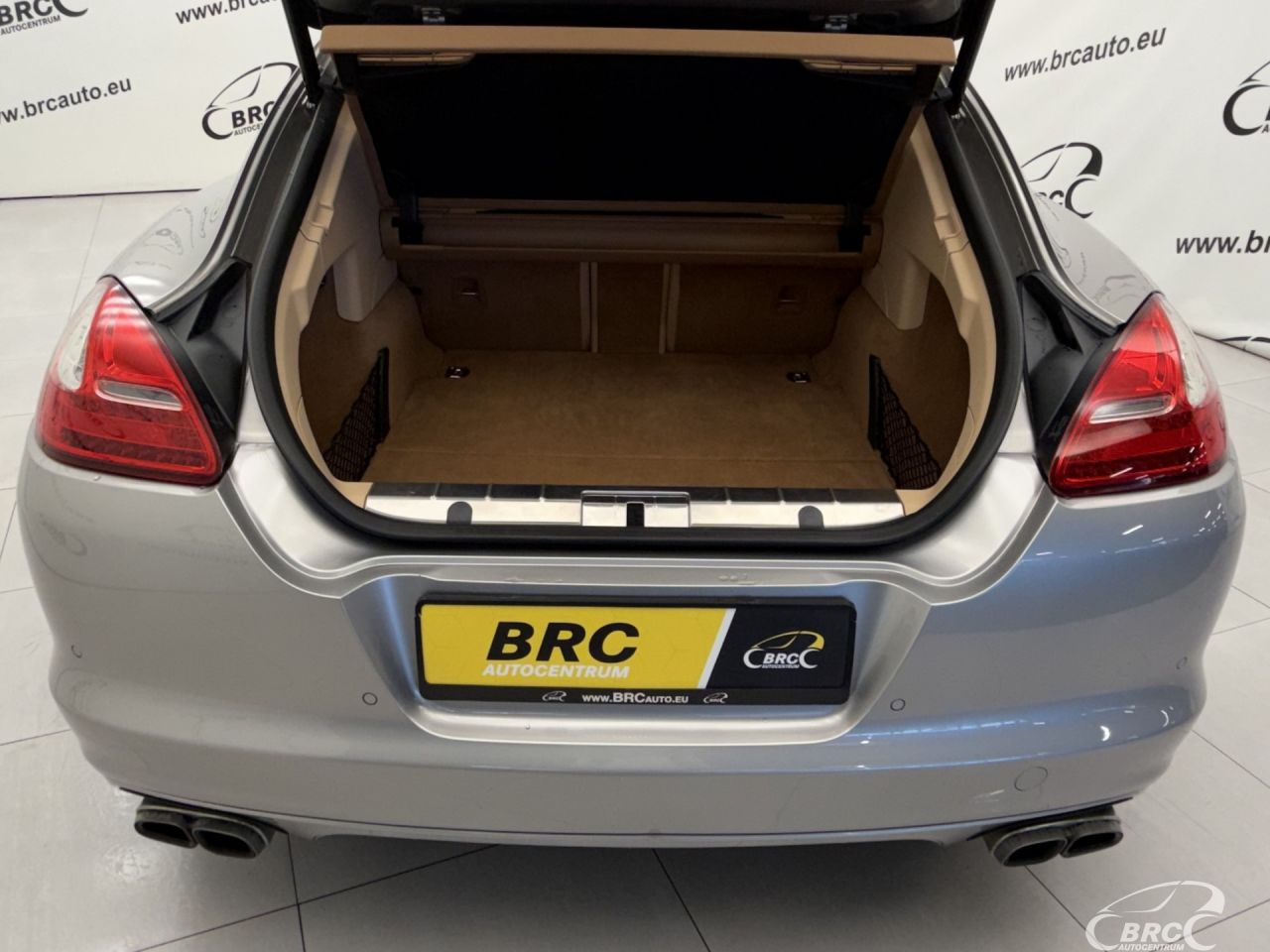 Porsche Panamera | 45