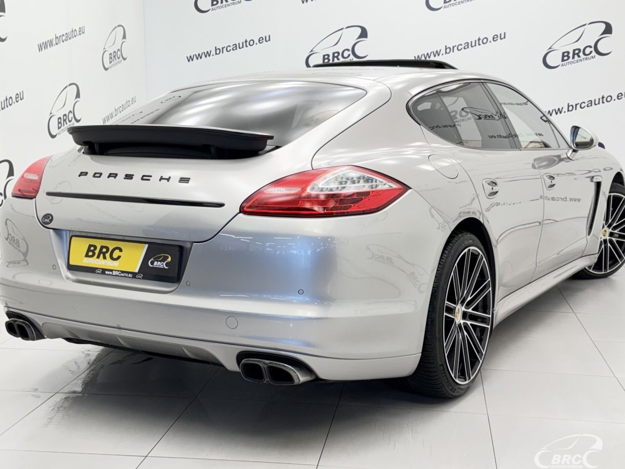 Porsche Panamera | 49