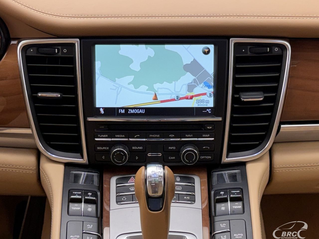 Porsche Panamera | 21