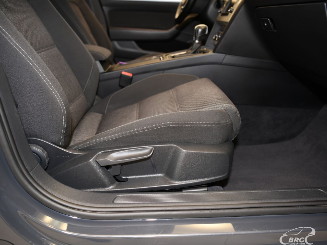 Volkswagen Passat | 4