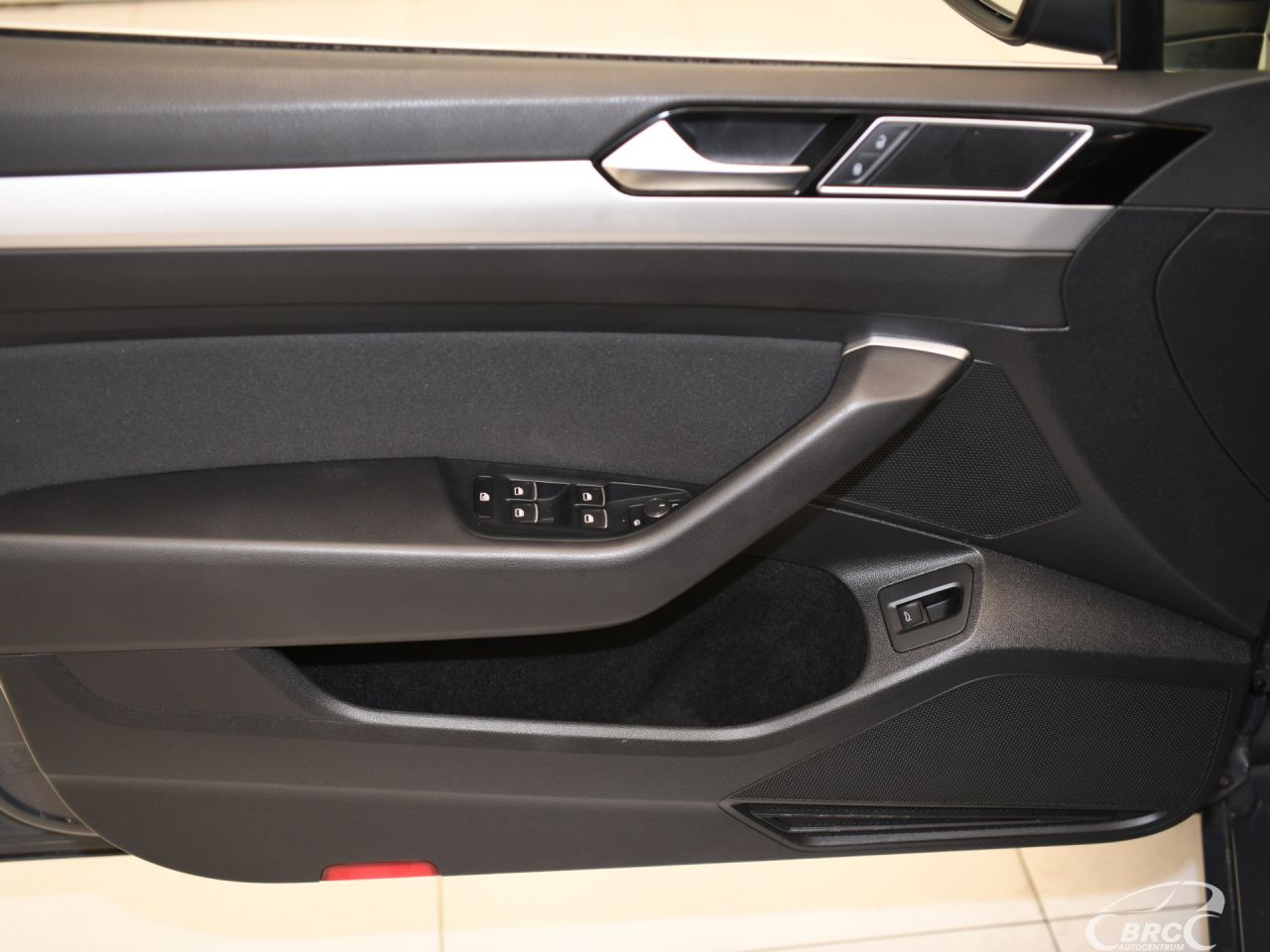 Volkswagen Passat | 35