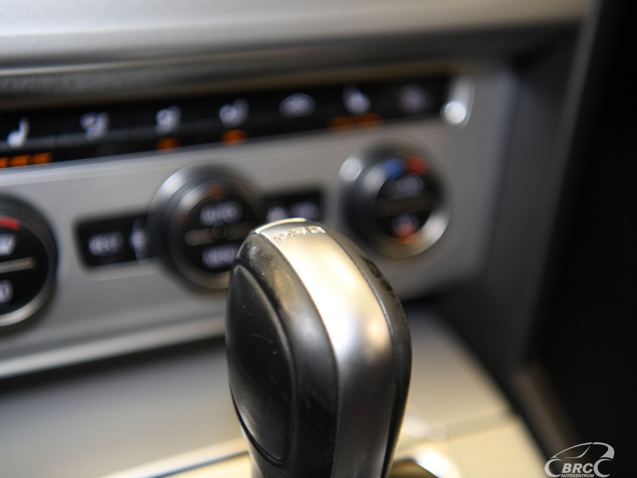 Volkswagen Passat | 50