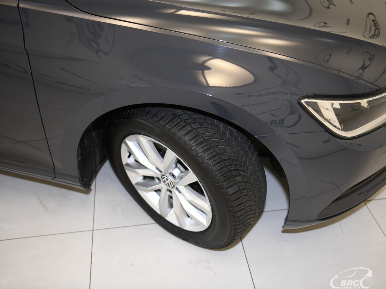 Volkswagen Passat | 36