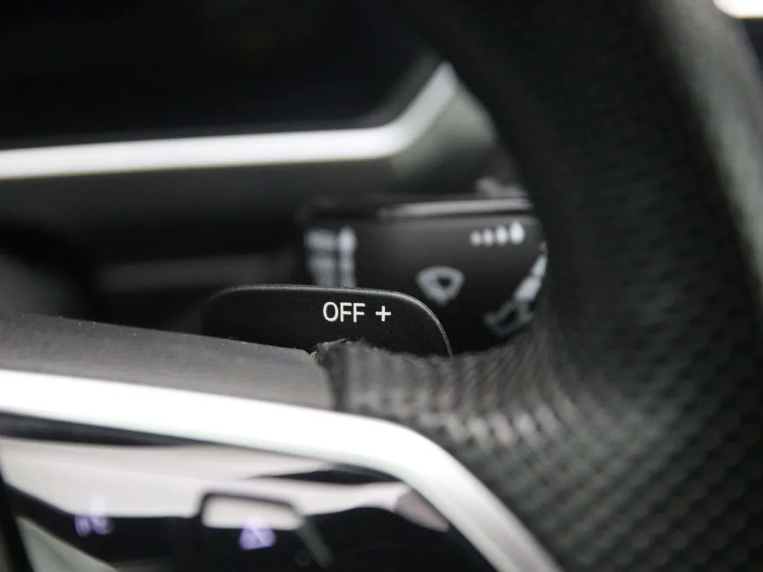 Volkswagen Tiguan | 28