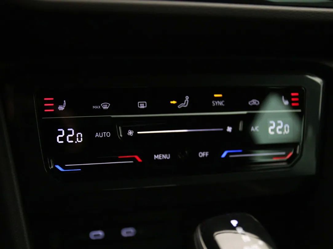 Volkswagen Tiguan | 17