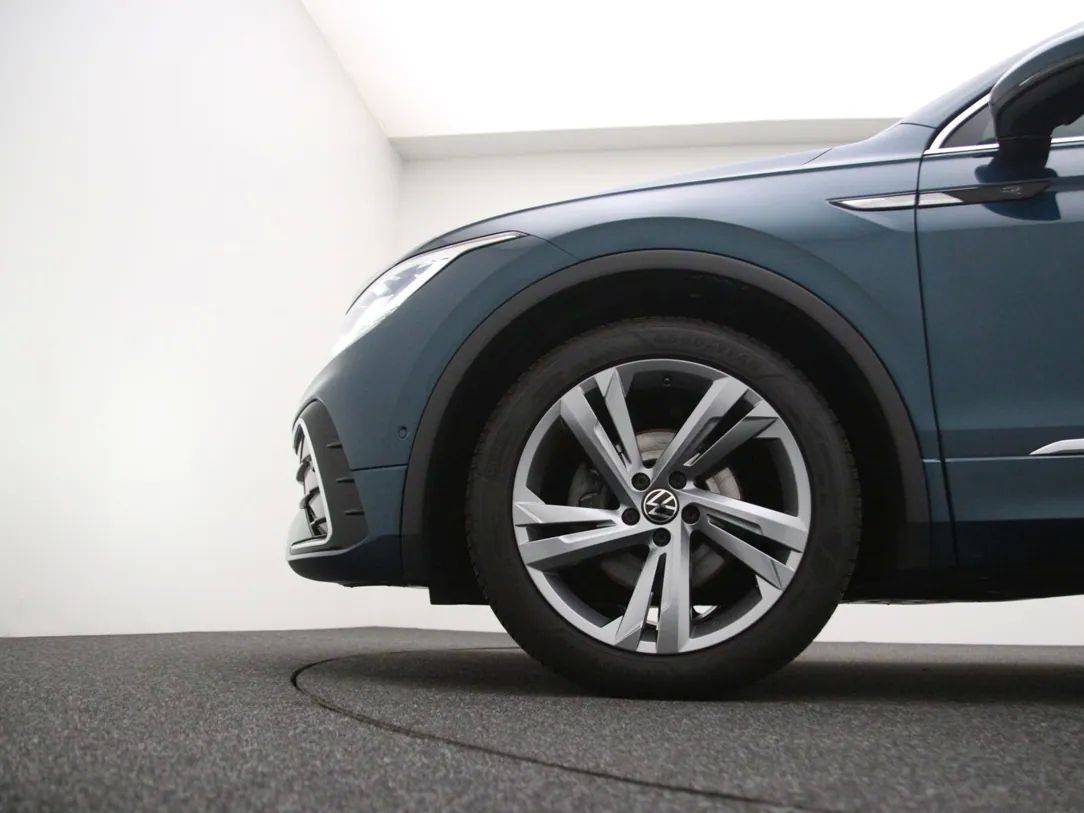 Volkswagen Tiguan | 25