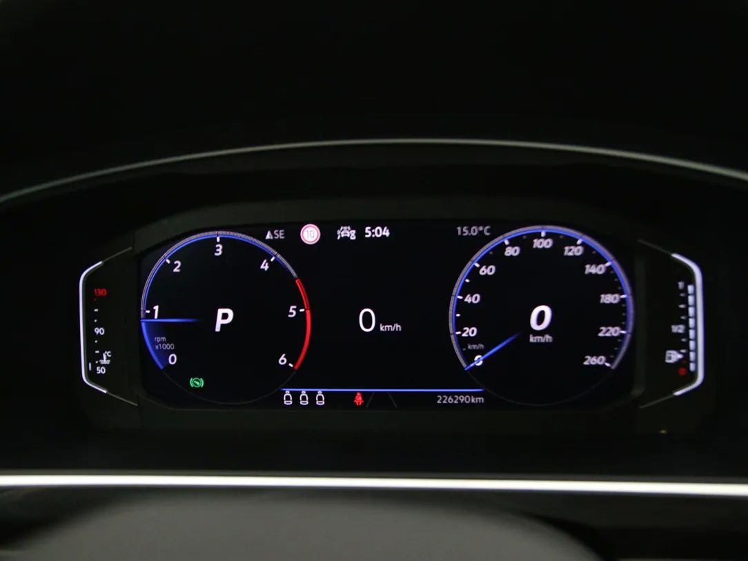 Volkswagen Tiguan | 16