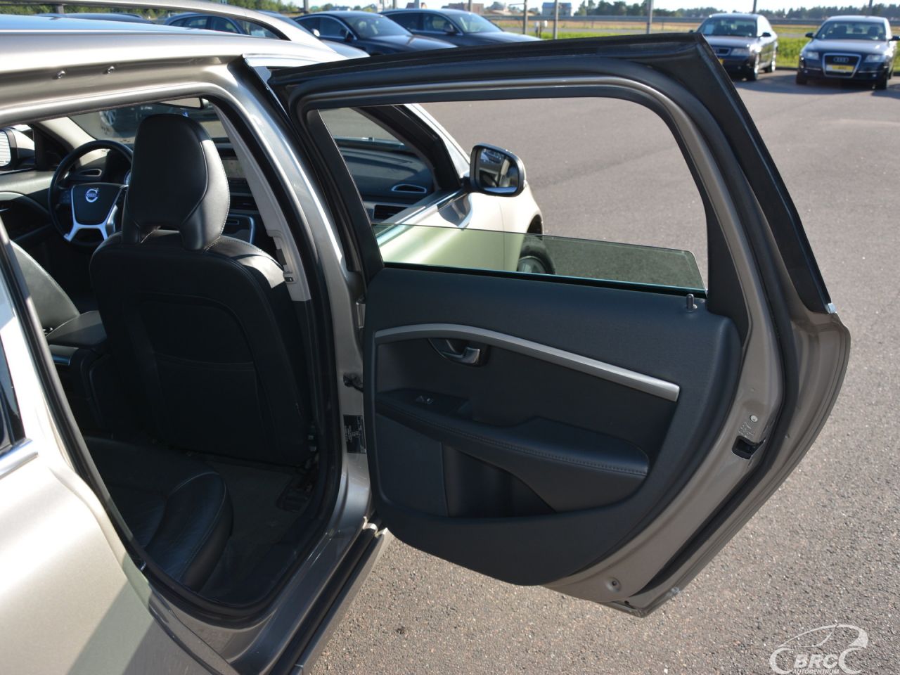 Volvo V70 | 16