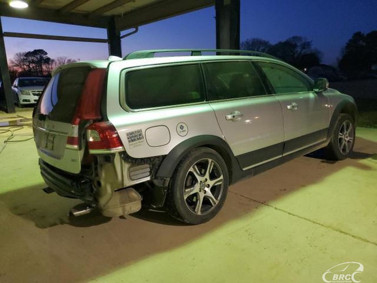 Volvo XC70 | 107