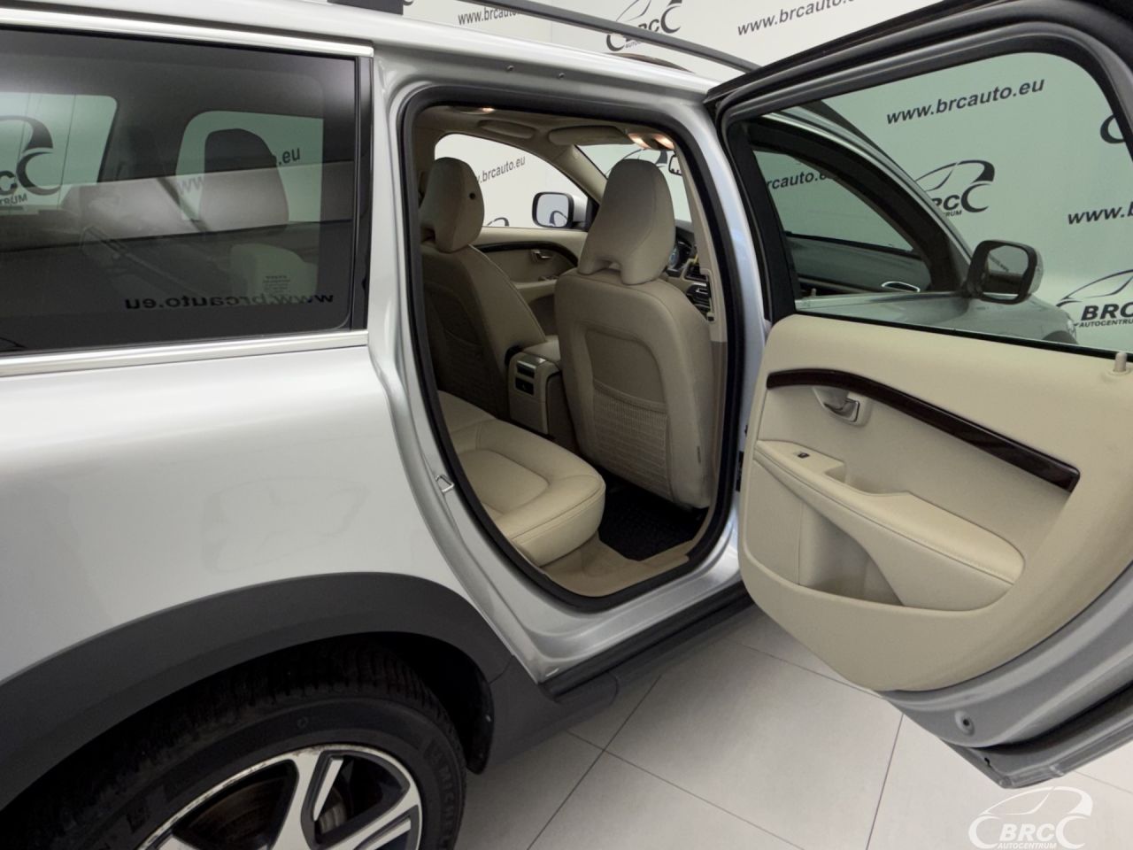 Volvo XC70 | 20