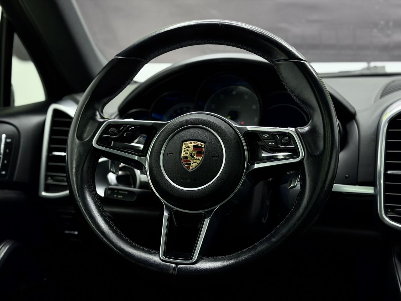 Porsche Cayenne | 16