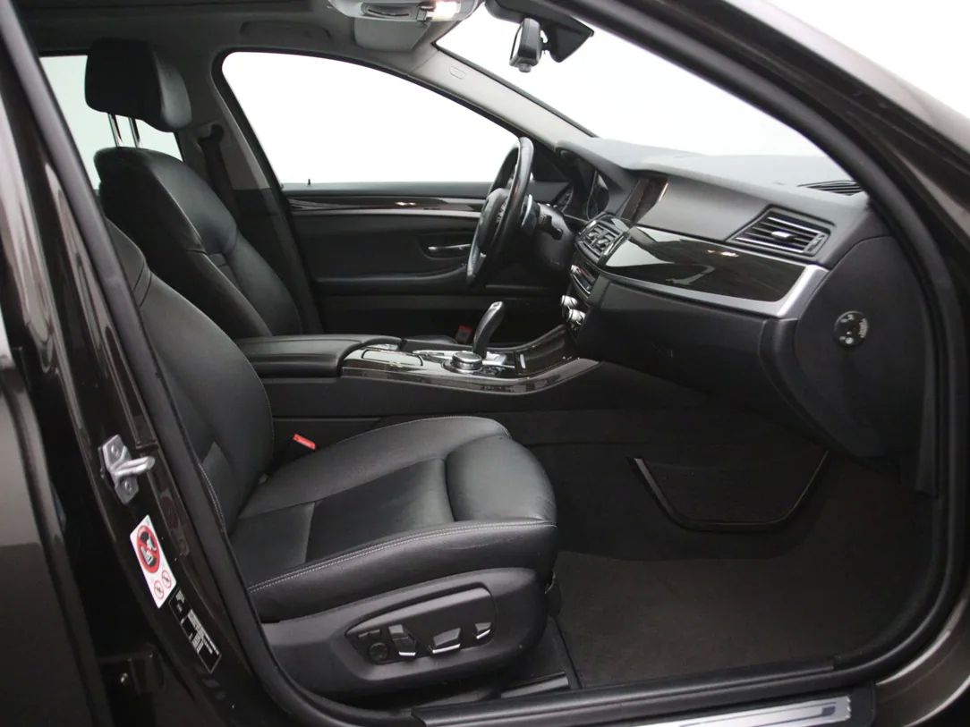 BMW 520 | 13