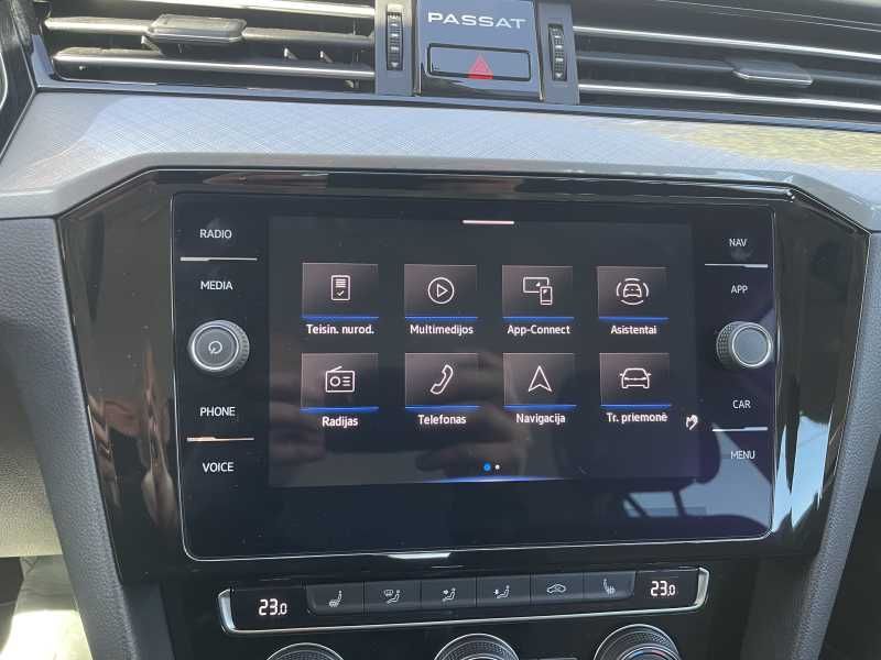 Volkswagen Passat | 13