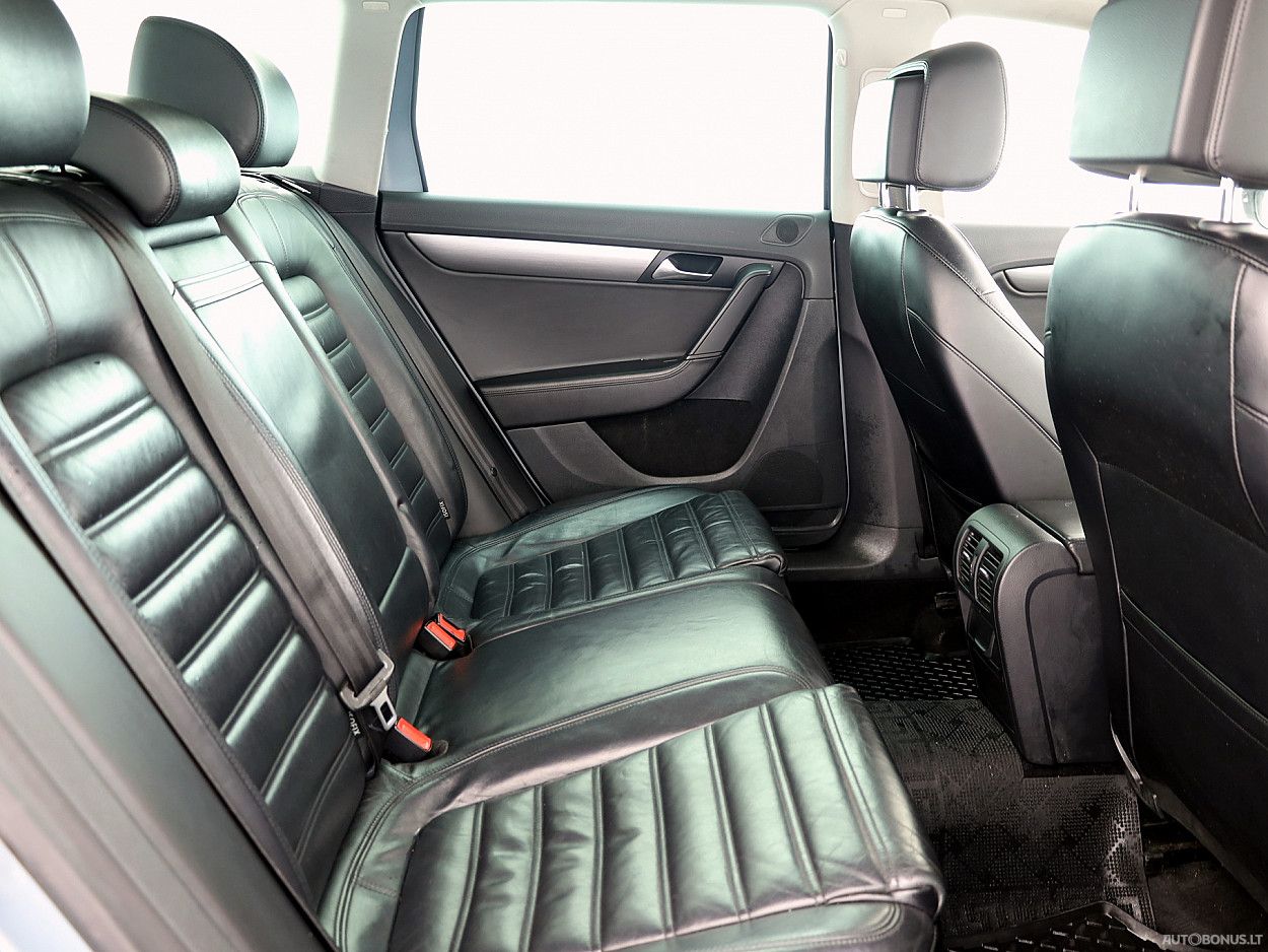 Volkswagen Golf | 11