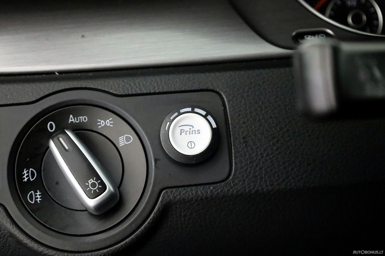 Volkswagen Passat | 1