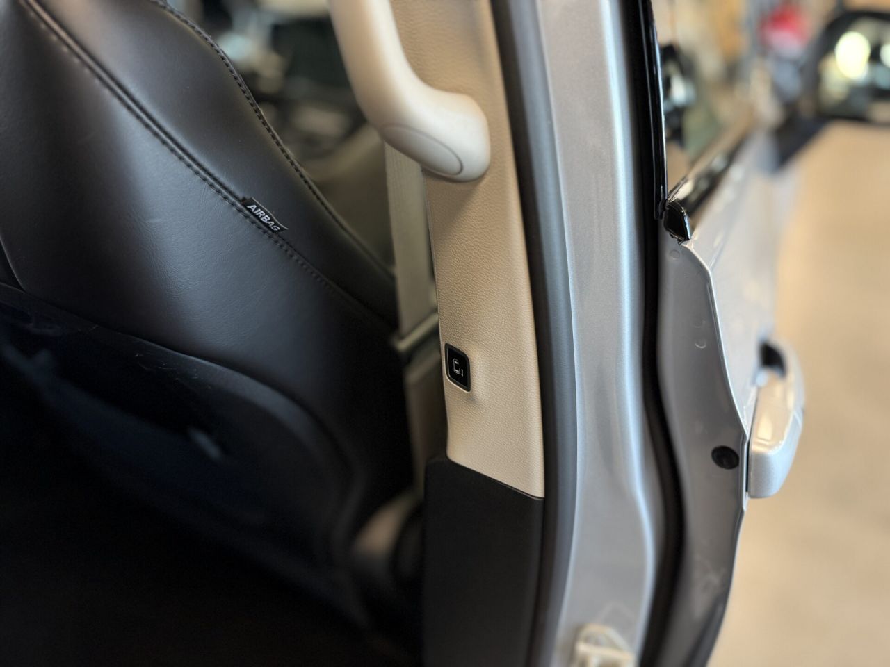 Chrysler Pacifica | 12