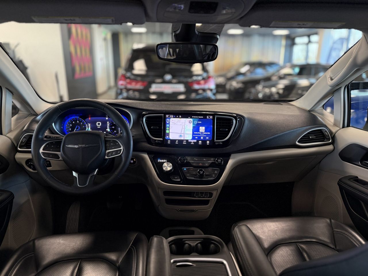 Chrysler Pacifica | 15