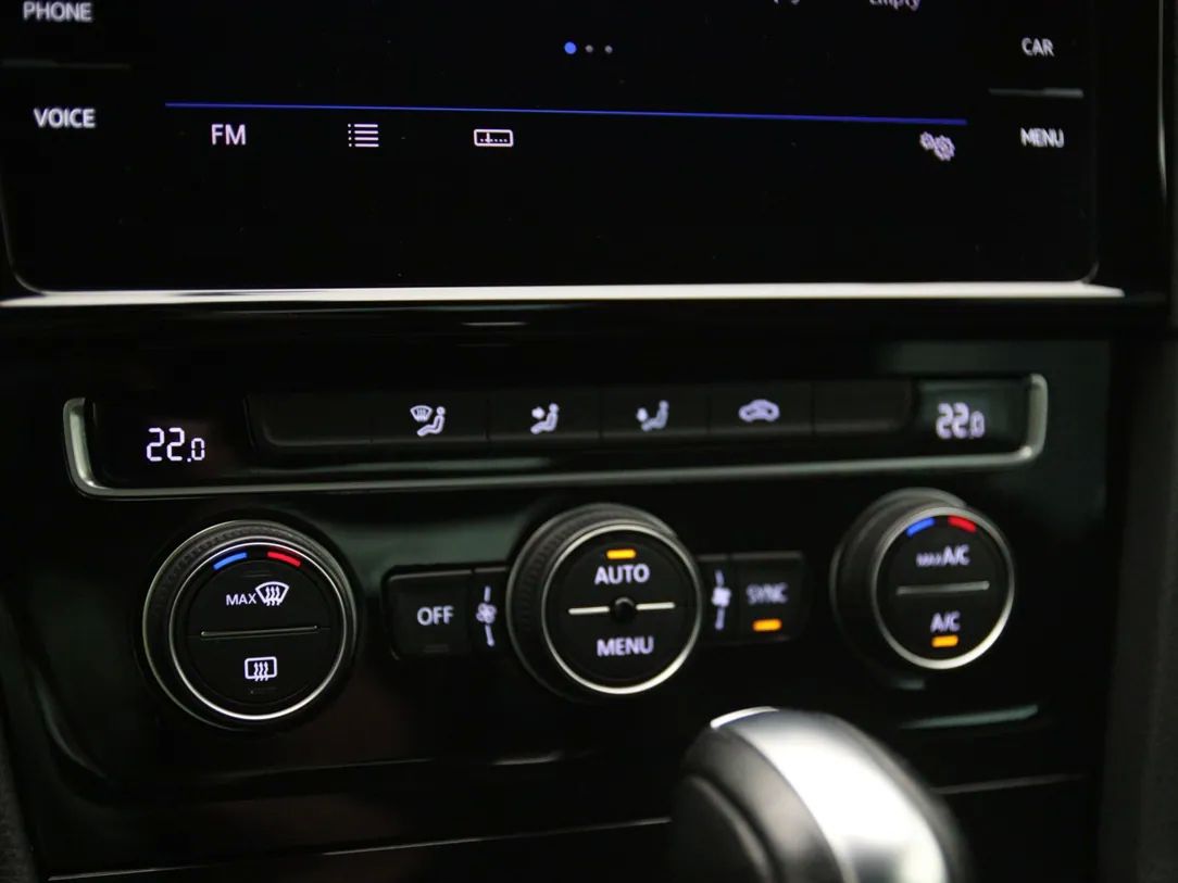 Volkswagen Golf | 18