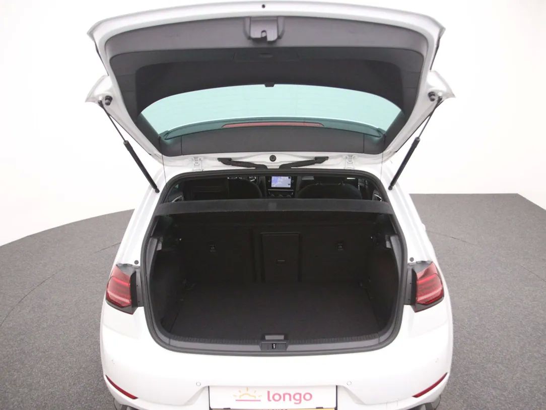 Volkswagen Golf | 34