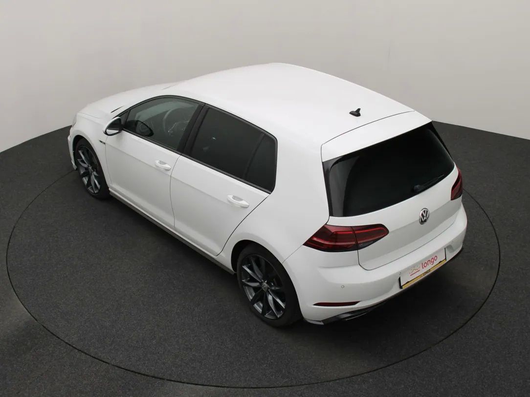 Volkswagen Golf | 11