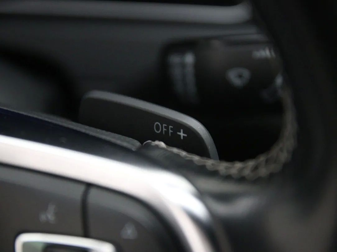 Volkswagen Golf | 27