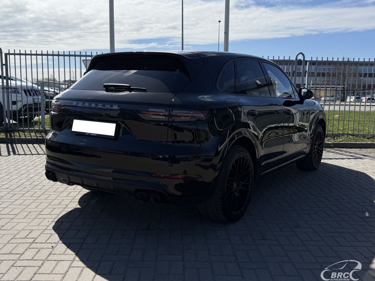 Porsche Cayenne | 1