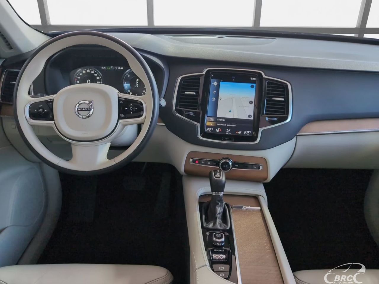 Volvo XC90 | 17