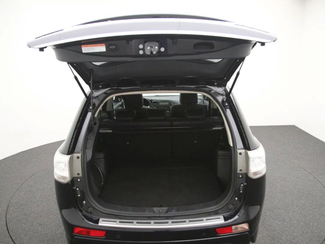 Mitsubishi Outlander | 35