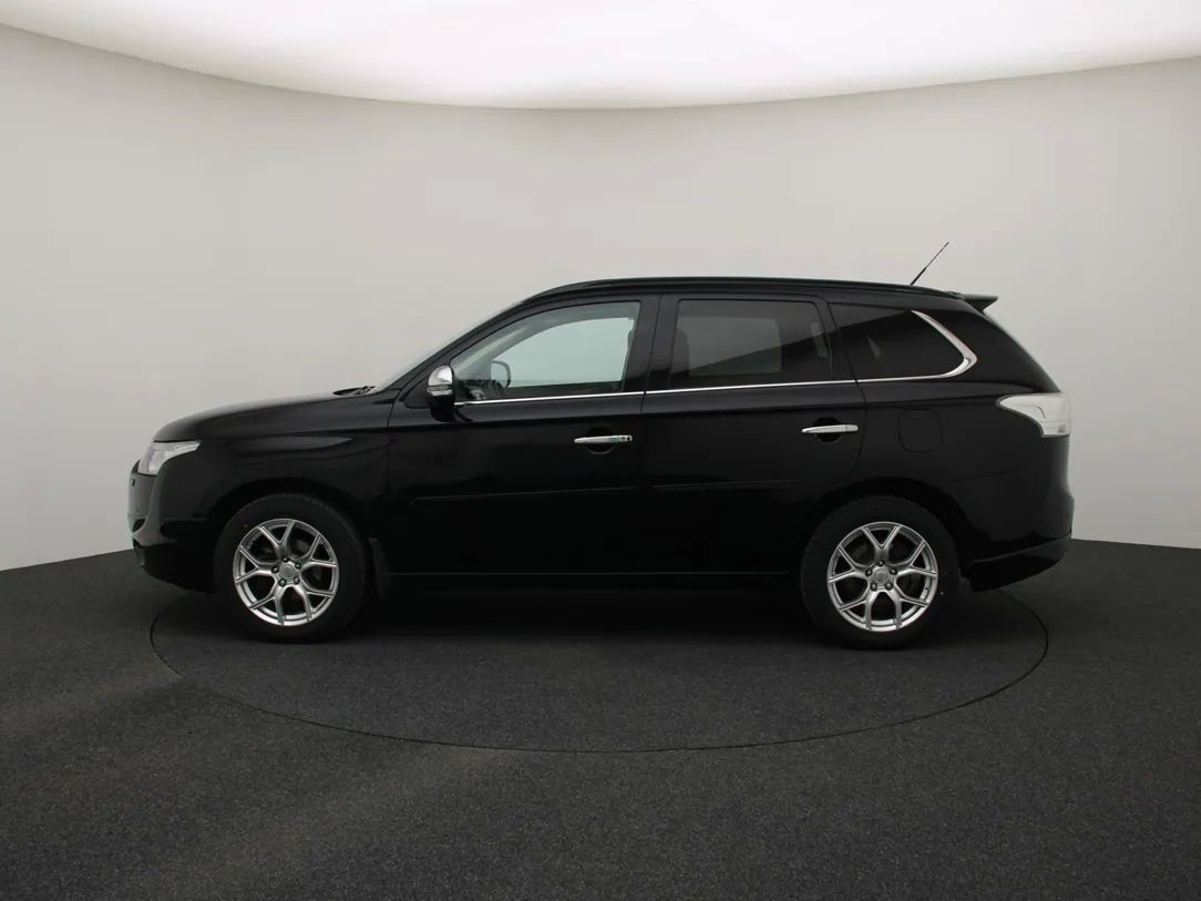 Mitsubishi Outlander | 5