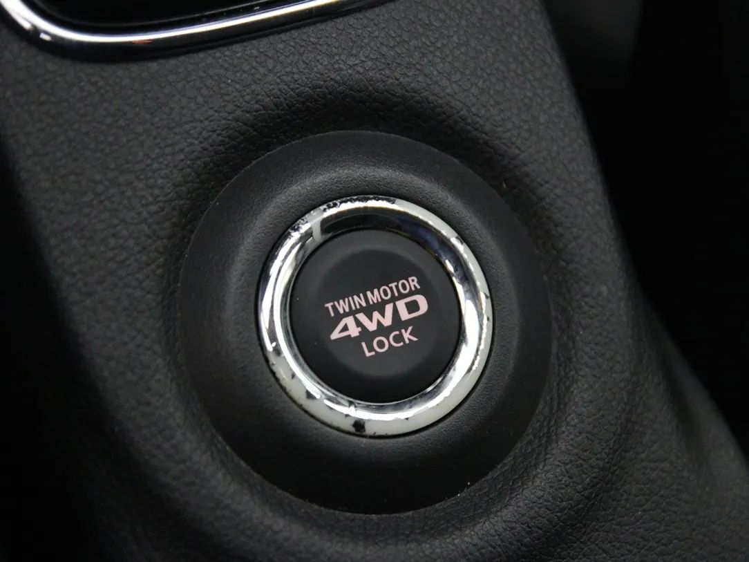 Mitsubishi Outlander | 28