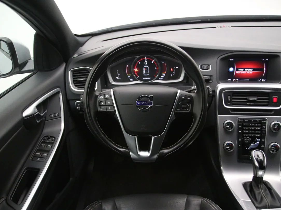 Volvo V60 | 16