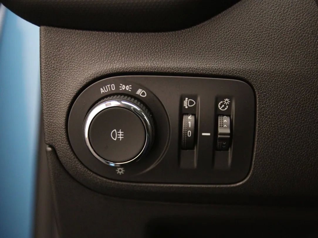 Opel Crossland X | 24