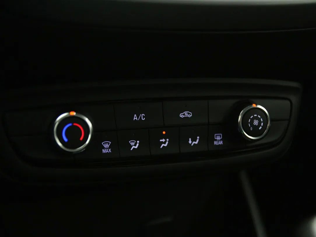 Opel Crossland X | 19