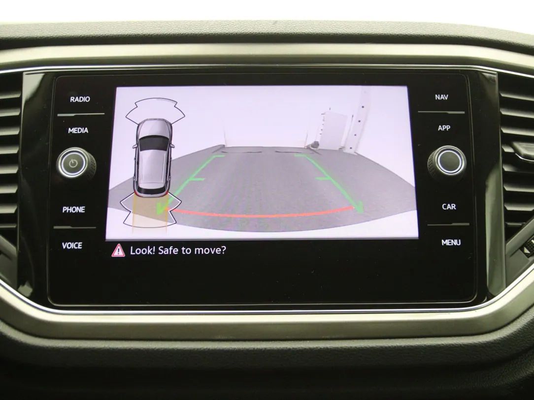 Volkswagen T-Roc | 24