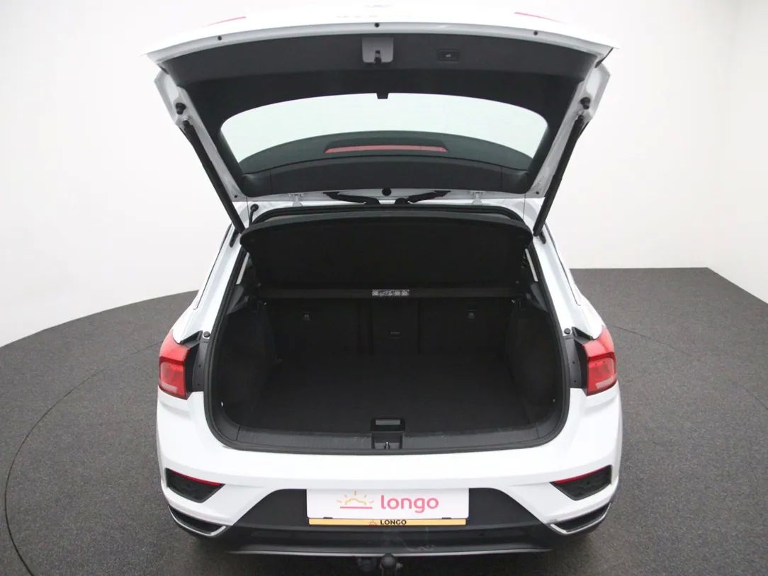 Volkswagen T-Roc | 32