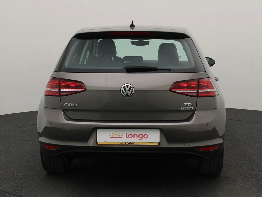 Volkswagen Golf | 4